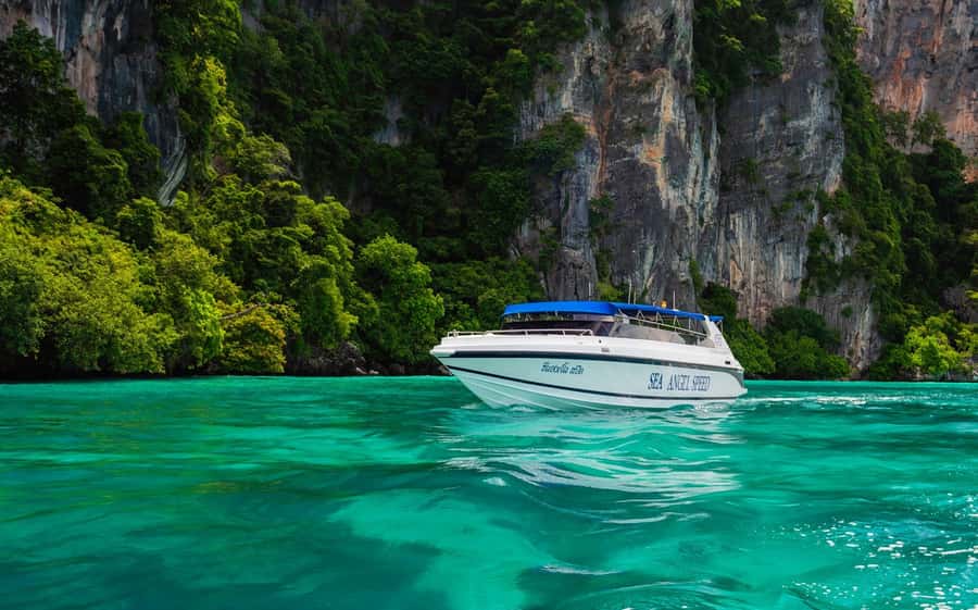 Phuket: Speedboat Day Trip to Phi Phi and Maya Bay - What to pack and what to leave behind