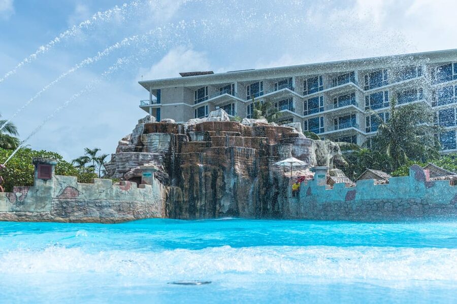 Phuket: Splash Jungle Water Park Entry Ticket - Food, Drinks, and Breaks