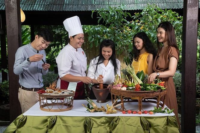 Phuketian Cooking Class With Market Tour - Lunch turns the lesson into a complete morning