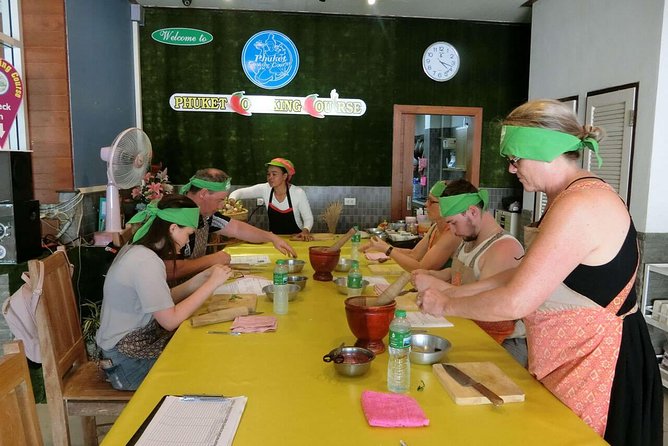 Private food Tour + Sightseeing +Thai Cooking class - Is $126.55 good value?