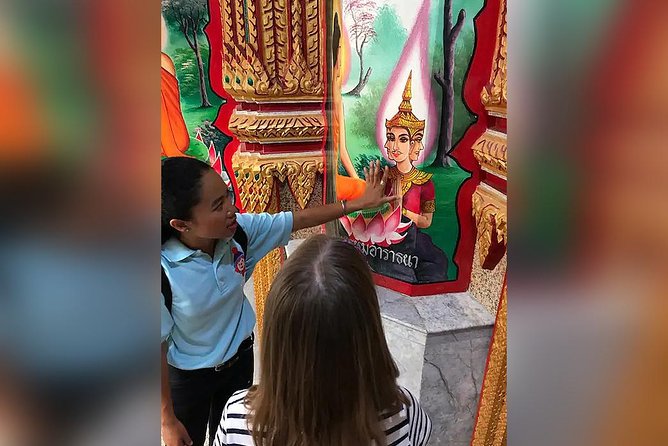 Private Morning Сeremony in Wat Chalong (Chaithararam Temple) - Trying Siamsi fortune telling
