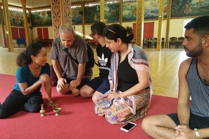 Private Morning Сeremony in Wat Chalong (Chaithararam Temple) - What the $54.31 price buys you