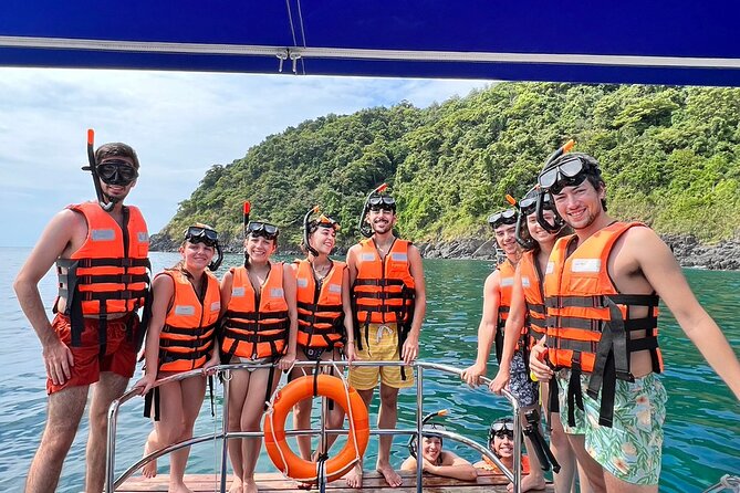 Raya Island / Mai Ton Island Private Boat Tour - Rang Yai: fruit, refreshments, and a slower finish