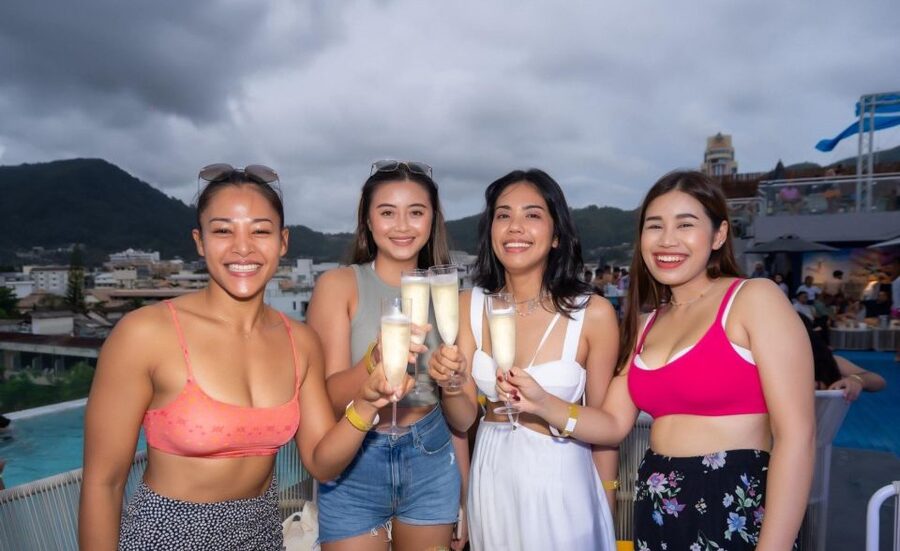 Sailaway Pool Party Phuket - Views, pool time, and the weather question