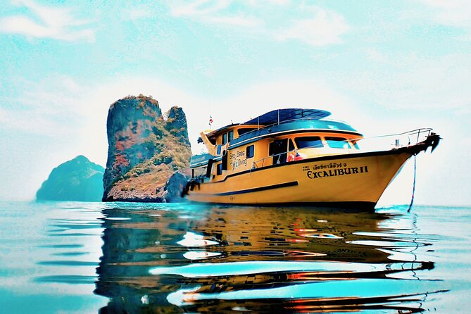 Scuba Diving Daytrip to Racha Yai - A Freshly Cooked Lunch at Sea
