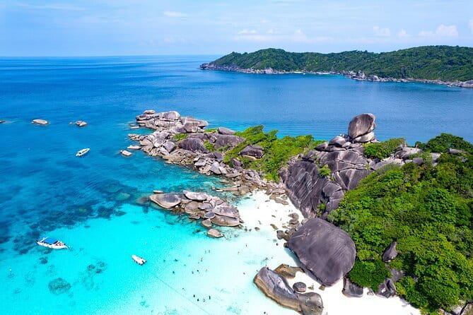 Similan Islands Full Day - Premium - The long run from Phuket to the Similans