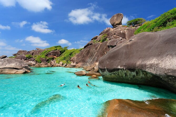Similan Islands Full Day - Premium - Island 8 and Sail Rock: the scenic opening