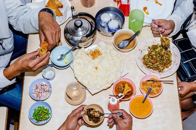 Southern Flavors Phuket Food Tour with 15+ Tastings - Hokkien noodles and Phuket’s Chinese connection