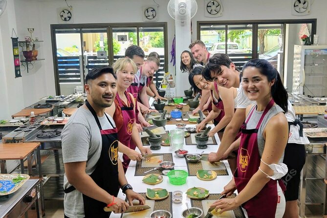 Thai Cooking Class in Phuket - A cooking class where you do the work