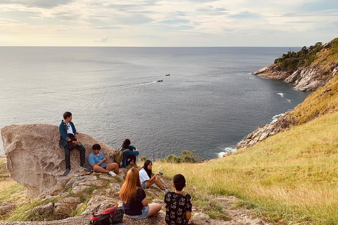 Trekking for sunset - Weather, fitness, and what to pack