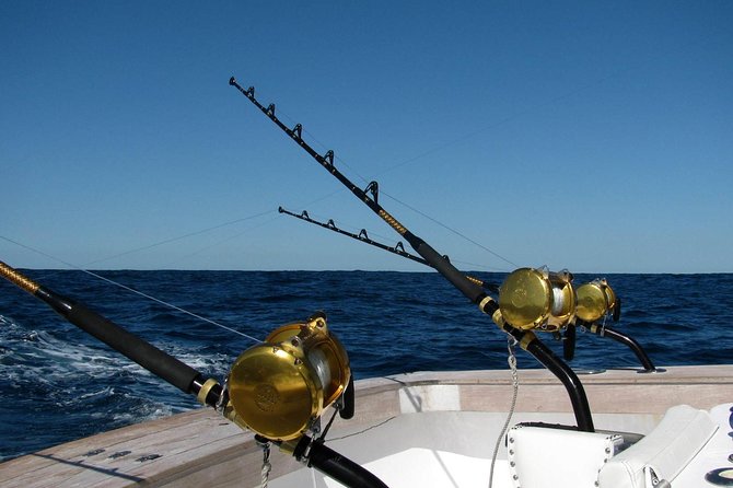 Ultimate Full-Day Big Game Fishing & Trolling Tour - Lunch and the break in the water